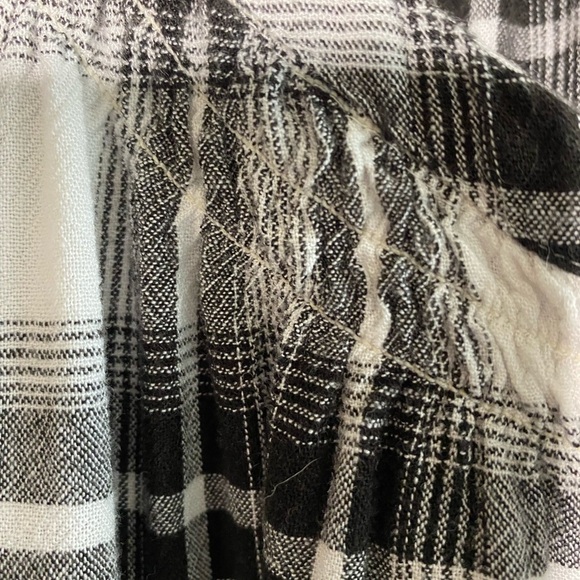 LOFT Linen blend Lightweight Peasant Style Plaid Blouse M - Picture 4 of 6